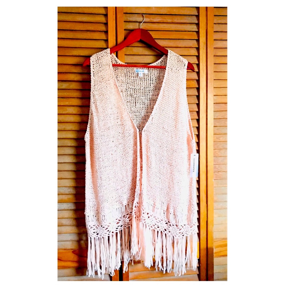 NWOT Roommate Woven Short-sleeved Cover Up